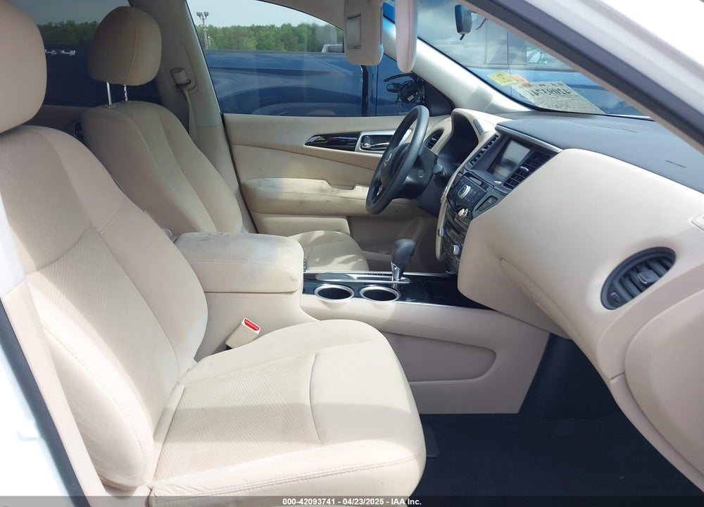 2016 NISSAN PATHFINDER VIN: 5N1AR2MN3GC621541