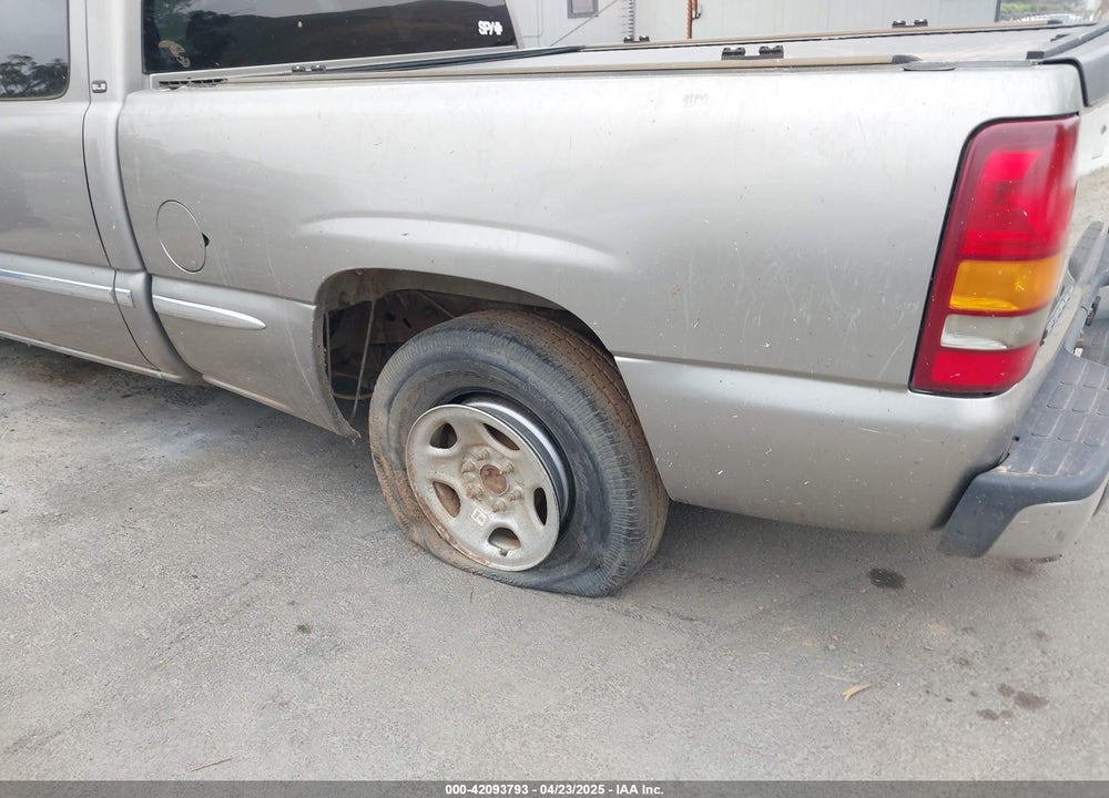 2001 GMC SIERRA 1500 SLE VIN: 2GTEC19V711120871