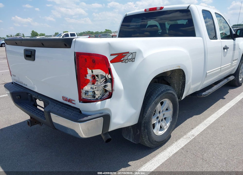 2007 GMC SIERRA 1500 VIN: 2GTEK19J671728258