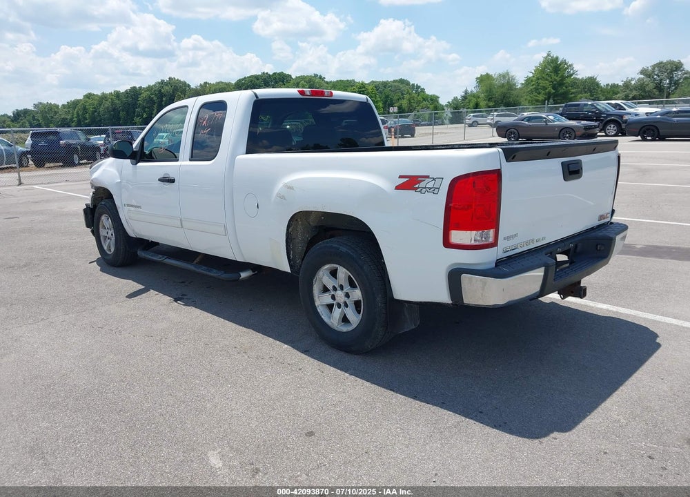 2007 GMC SIERRA 1500 VIN: 2GTEK19J671728258