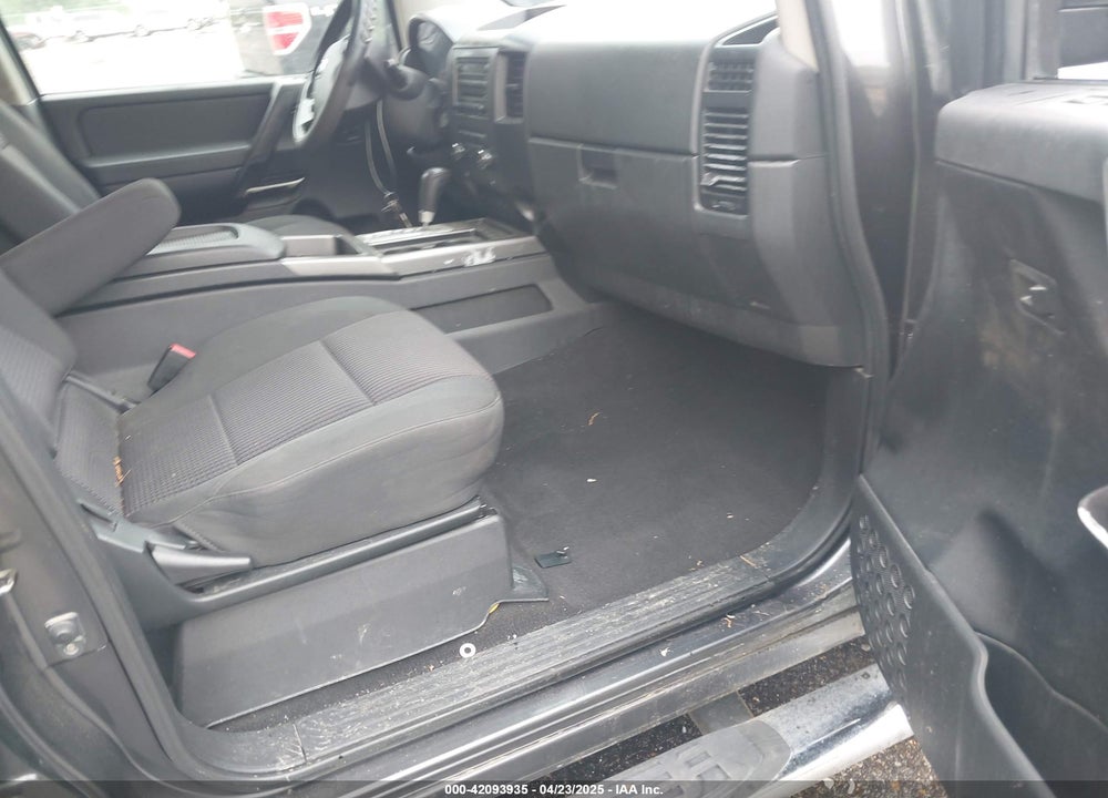 2010 NISSAN TITAN SE VIN: 1N6BA0ED1AN322312