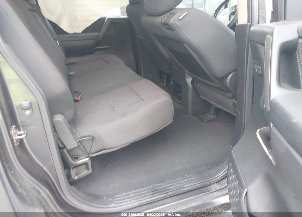 2010 NISSAN TITAN SE VIN: 1N6BA0ED1AN322312
