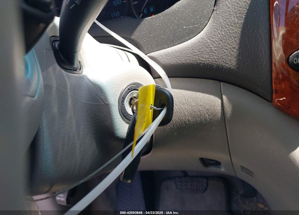 2009 TOYOTA SIENNA XLE VIN: 5TDZK22C39S262190