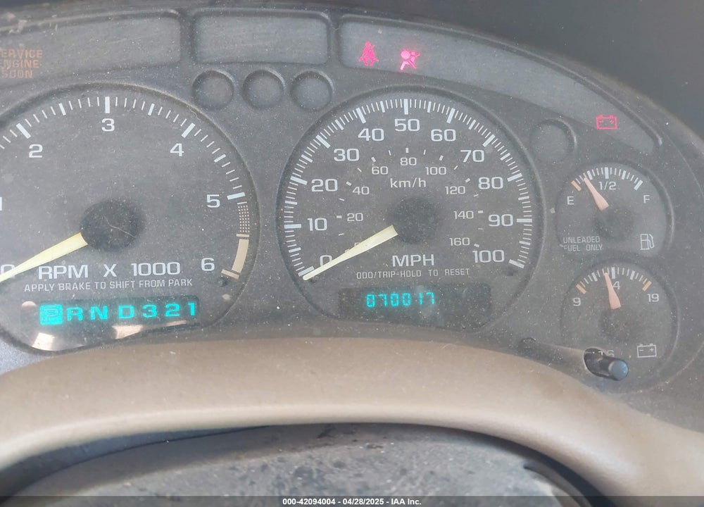 1998 CHEVROLET BLAZER LS CMI VIN: 1GNCS13W6W2122038