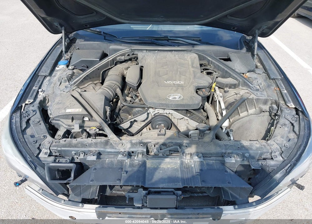 2015 HYUNDAI GENESIS 3.8 VIN: KMHGN4JE5FU036216