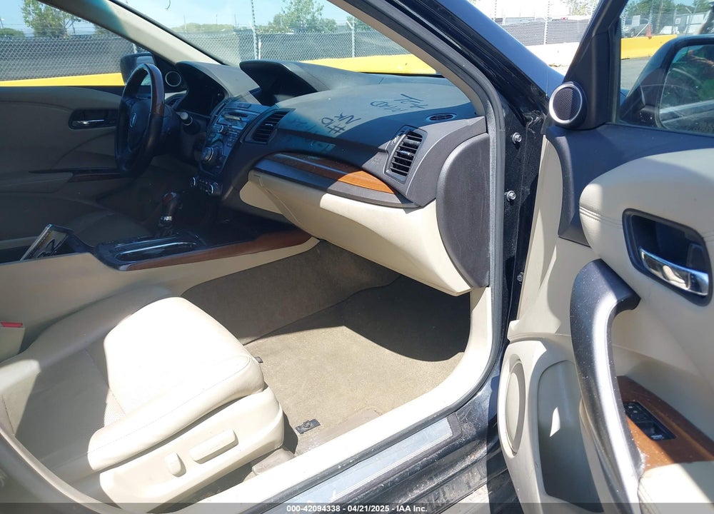 2014 ACURA RDX VIN: 5J8TB3H57EL010816