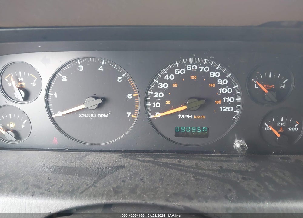 2004 JEEP GRAND CHEROKEE LAREDO VIN: 1J4GW48S94C136376