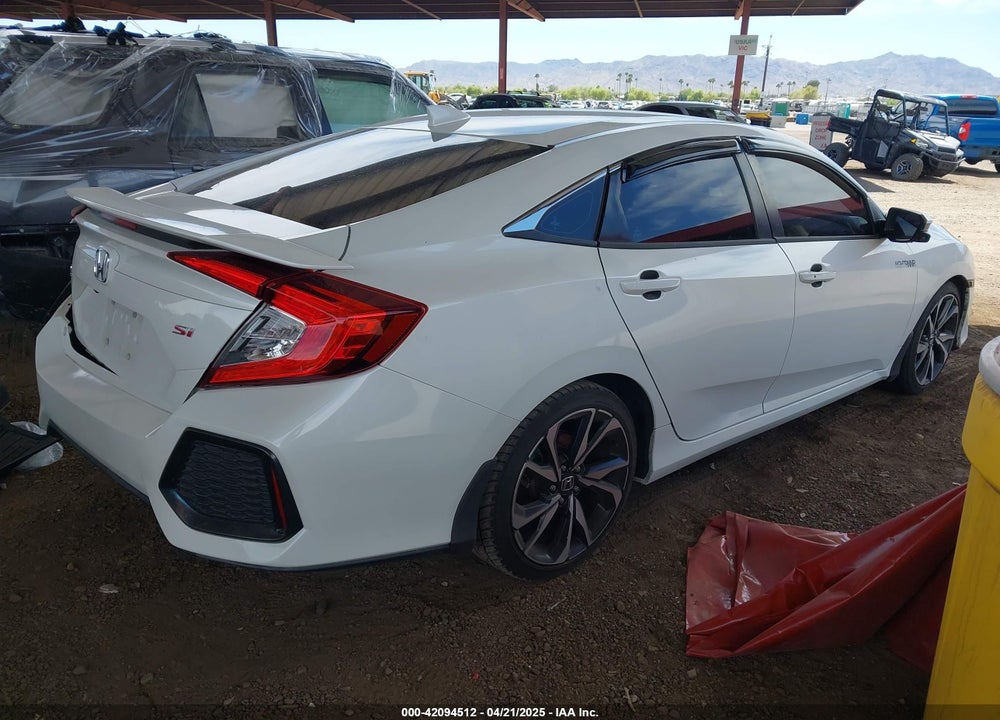 2017 HONDA CIVIC VIN: 2HGFC1E59HH701091