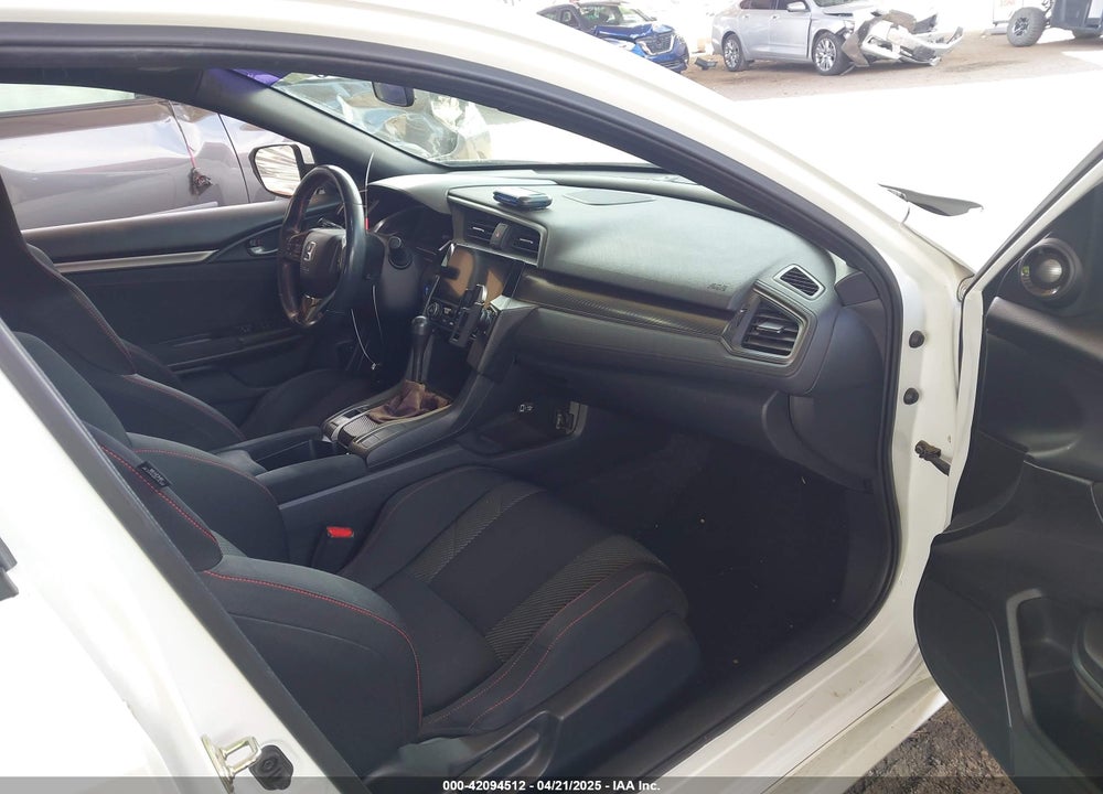 2017 HONDA CIVIC VIN: 2HGFC1E59HH701091