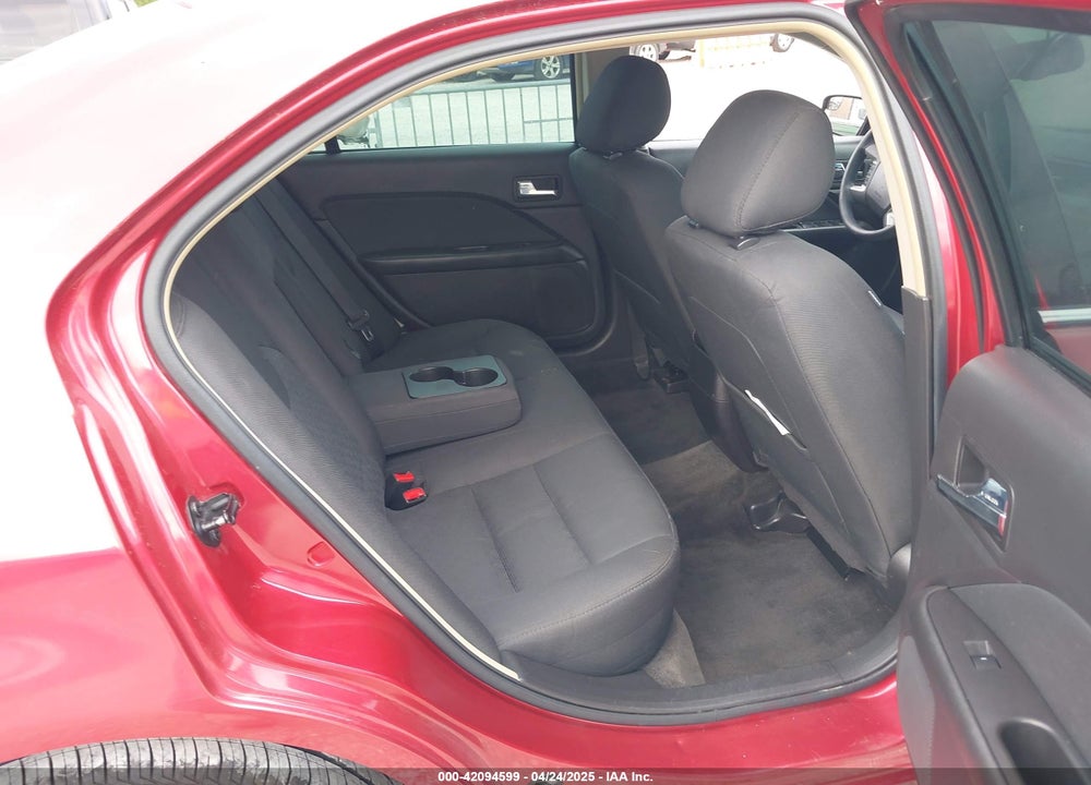 2011 FORD FUSION VIN: 3FAHP0HA0BR208934