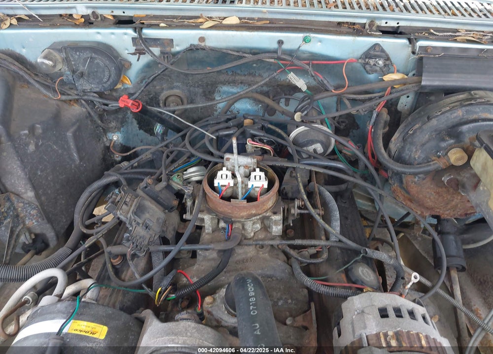 1989 GMC SUBURBAN R15 CONVENTIONAL VIN: 1GKER16K1KF527429