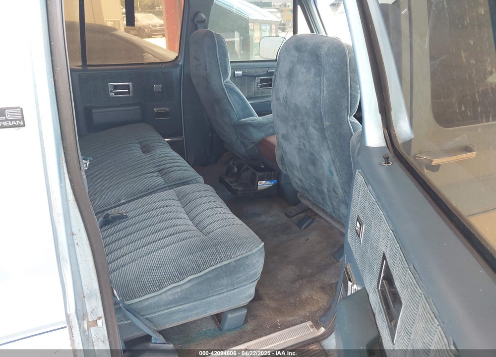 1989 GMC SUBURBAN R15 CONVENTIONAL VIN: 1GKER16K1KF527429