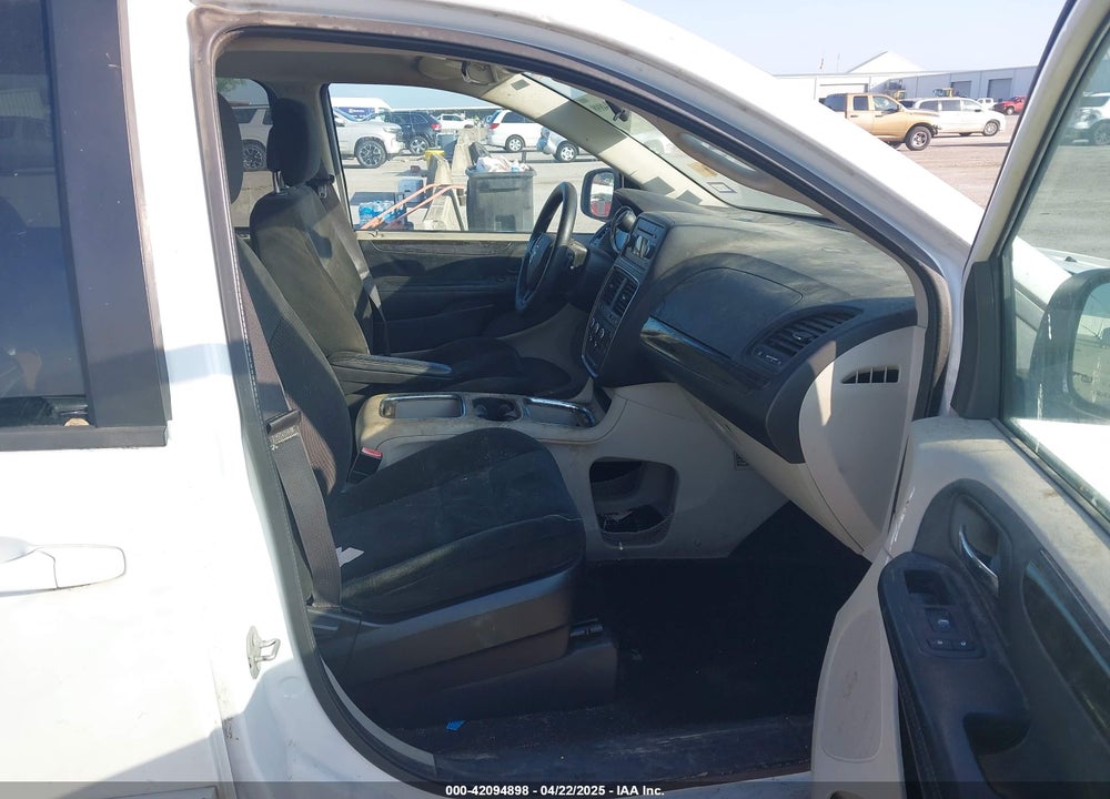 2016 DODGE GRAND CARAVAN SXT VIN: 2C4RDGCG6GR204783