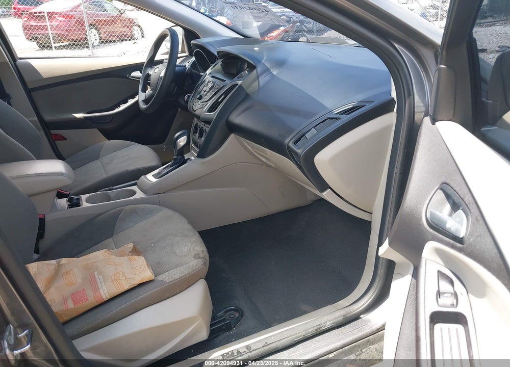 2013 FORD FOCUS VIN: 1FADP3F28DL259529