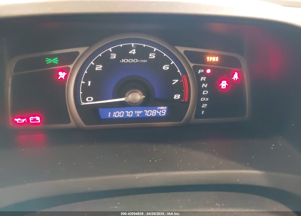 2010 HONDA CIVIC VIN: 2HGFA1F57AH525331