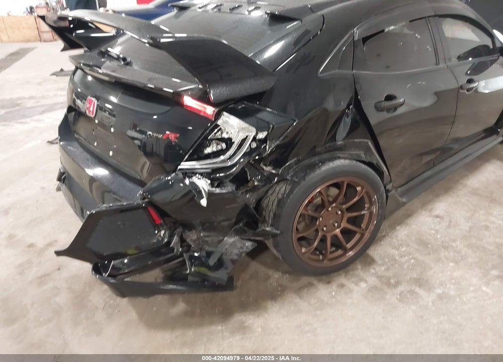 2019 HONDA CIVIC TYPE-R TOURING VIN: SHHFK8G73KU203845