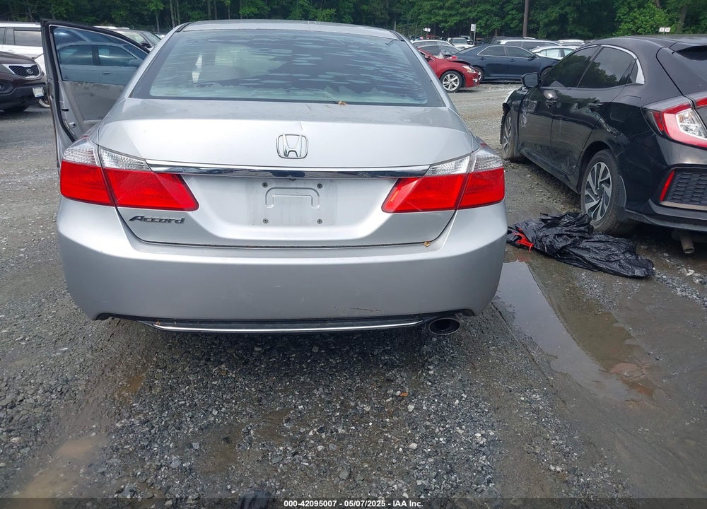 2013 HONDA ACCORD VIN: 1HGCR2F32DA108928