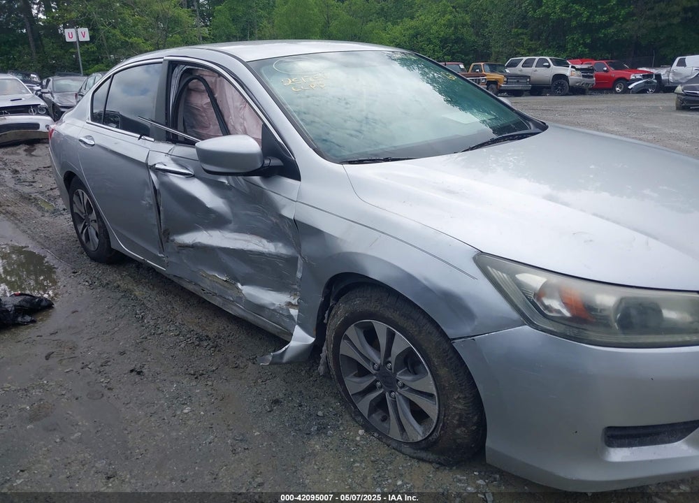 2013 HONDA ACCORD VIN: 1HGCR2F32DA108928