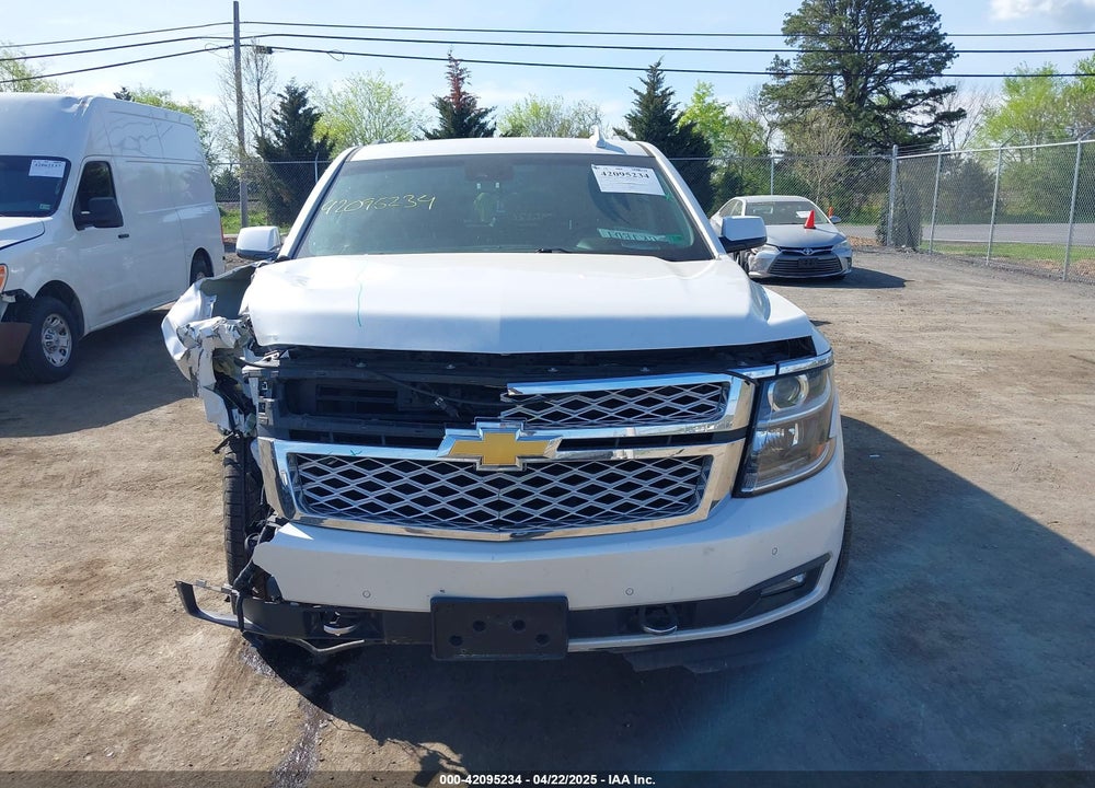 2018 CHEVROLET SUBURBAN VIN: 1GNSKHKC9JR281860