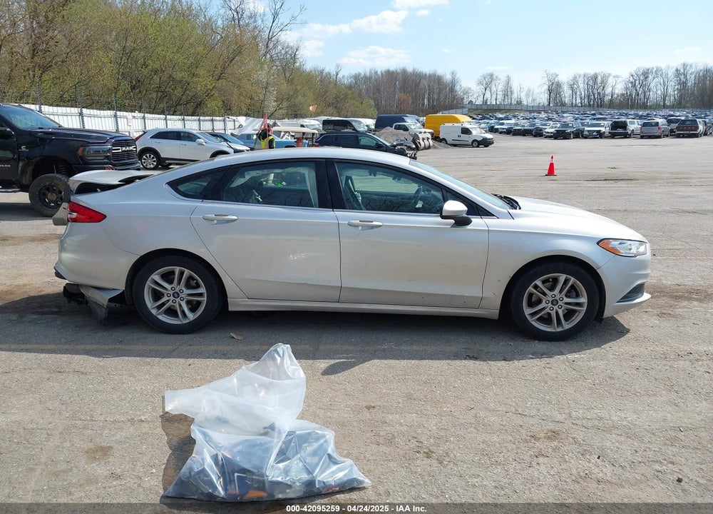 2018 FORD FUSION SE VIN: 3FA6P0HD4JR259529
