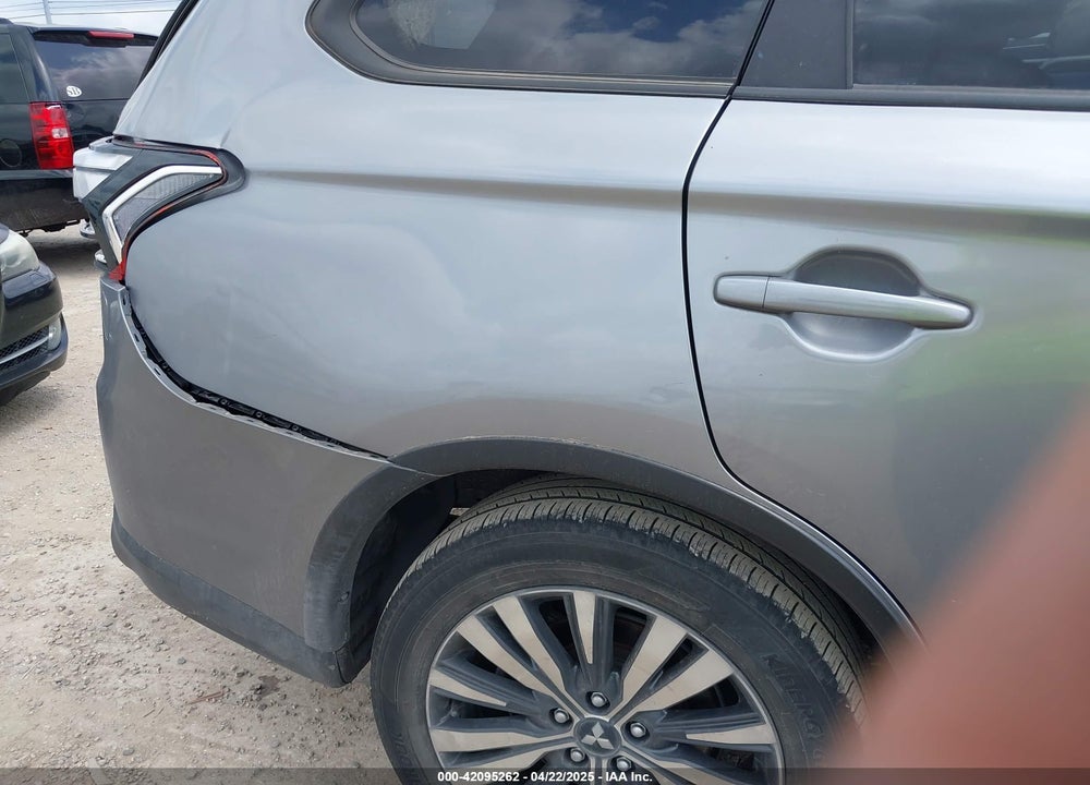 2020 MITSUBISHI OUTLANDER SE 2.4 VIN: JA4AD3A3XLZ005333