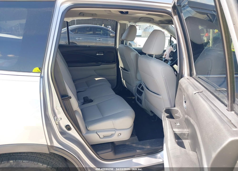 2020 HONDA PILOT VIN: 5FNYF5H46LB004744