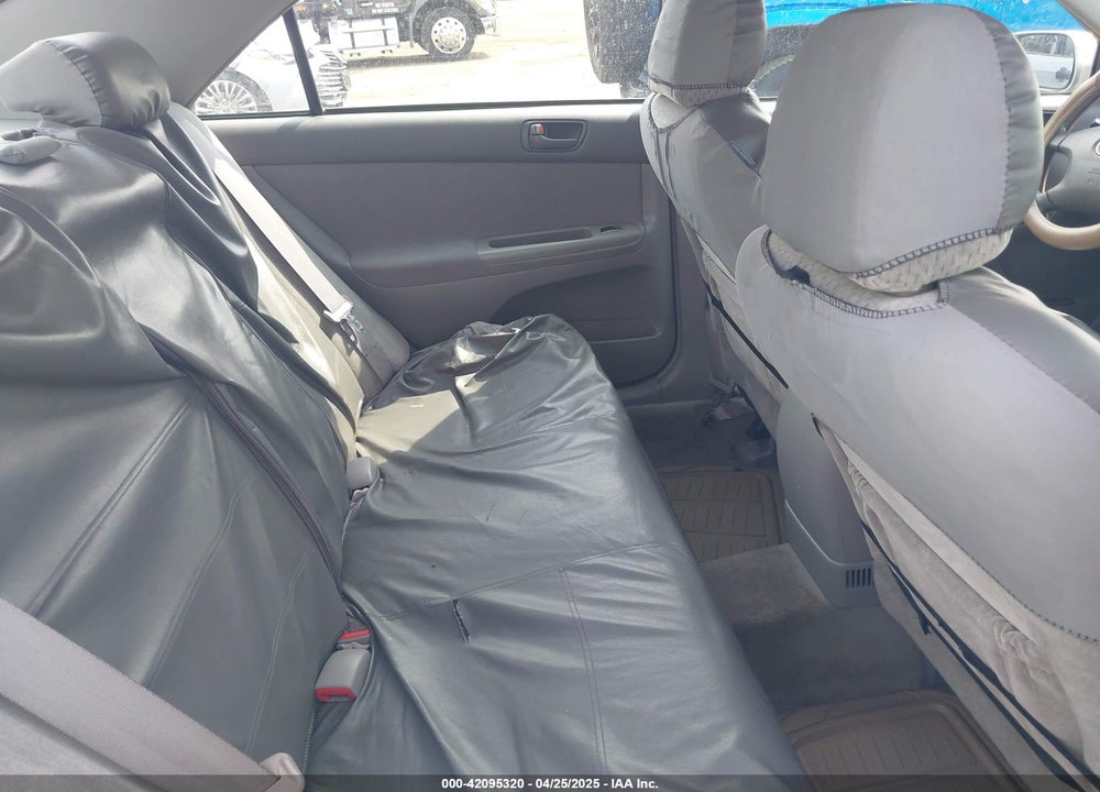 2004 TOYOTA CAMRY LE VIN: 4T1BE32K94U928118
