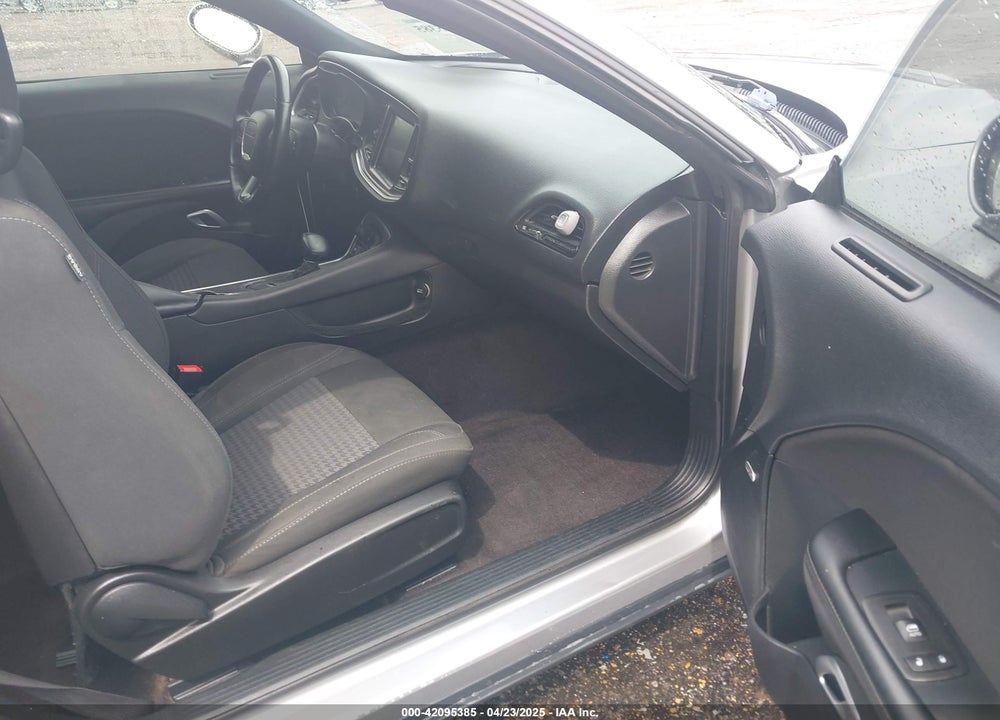 2016 DODGE CHALLENGER SXT VIN: 2C3CDZAG2GH275767