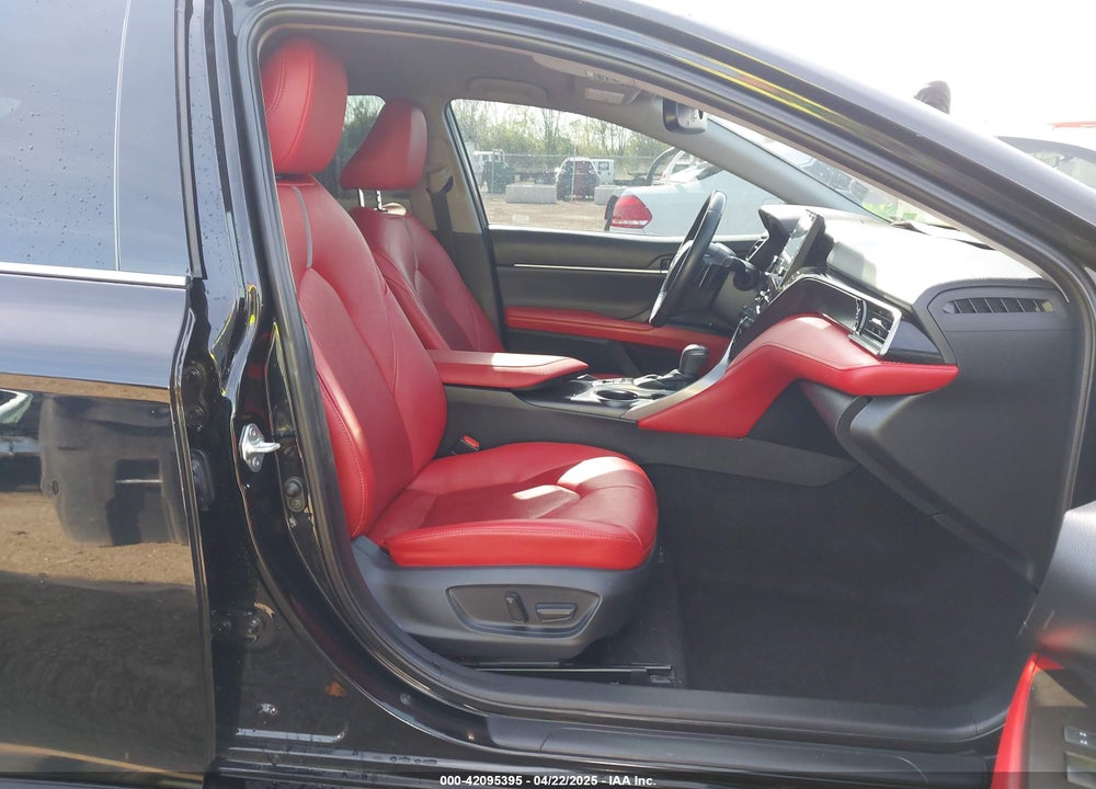 2021 TOYOTA CAMRY XSE HYBRID VIN: 4T1K31AK5MU024696