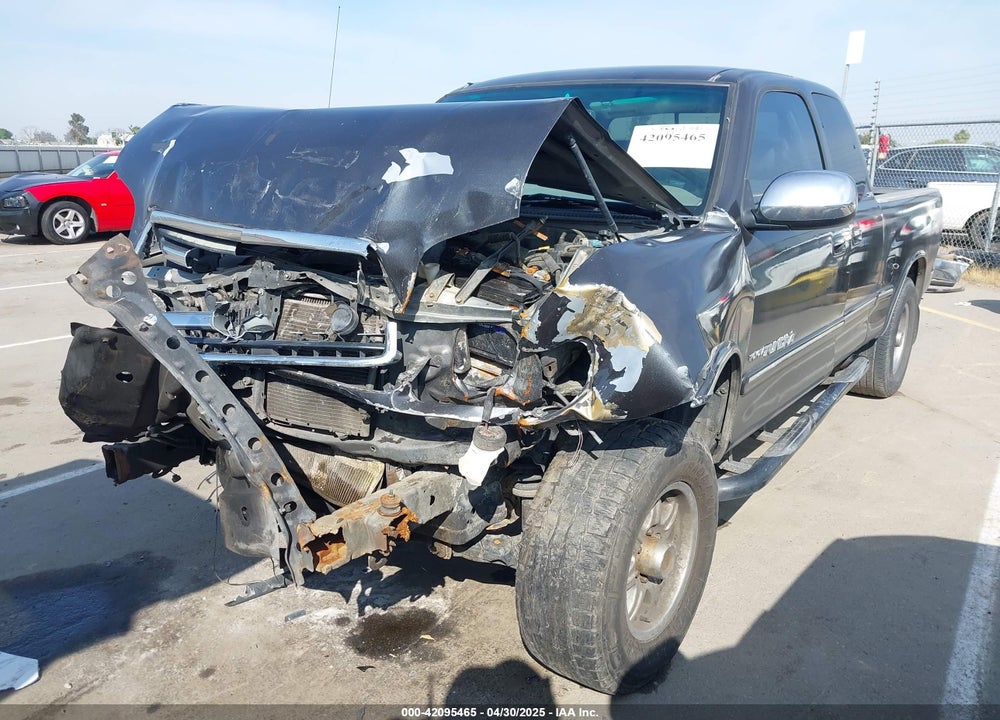 2002 TOYOTA TUNDRA SR5 V8 VIN: 5TBRT341X2S324052