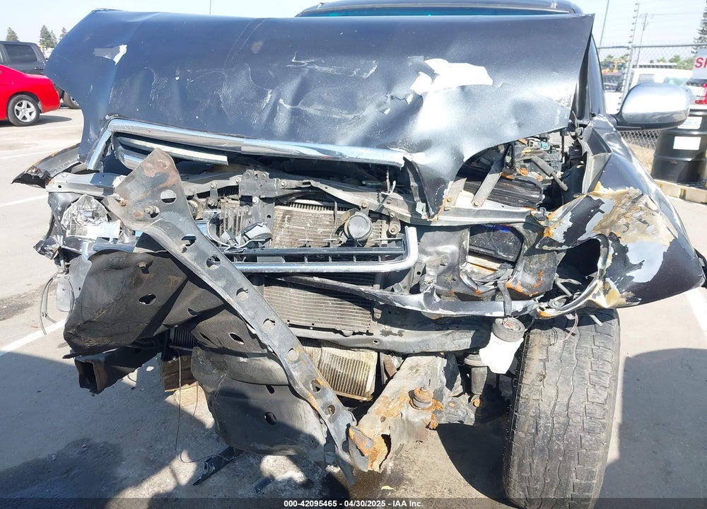 2002 TOYOTA TUNDRA SR5 V8 VIN: 5TBRT341X2S324052
