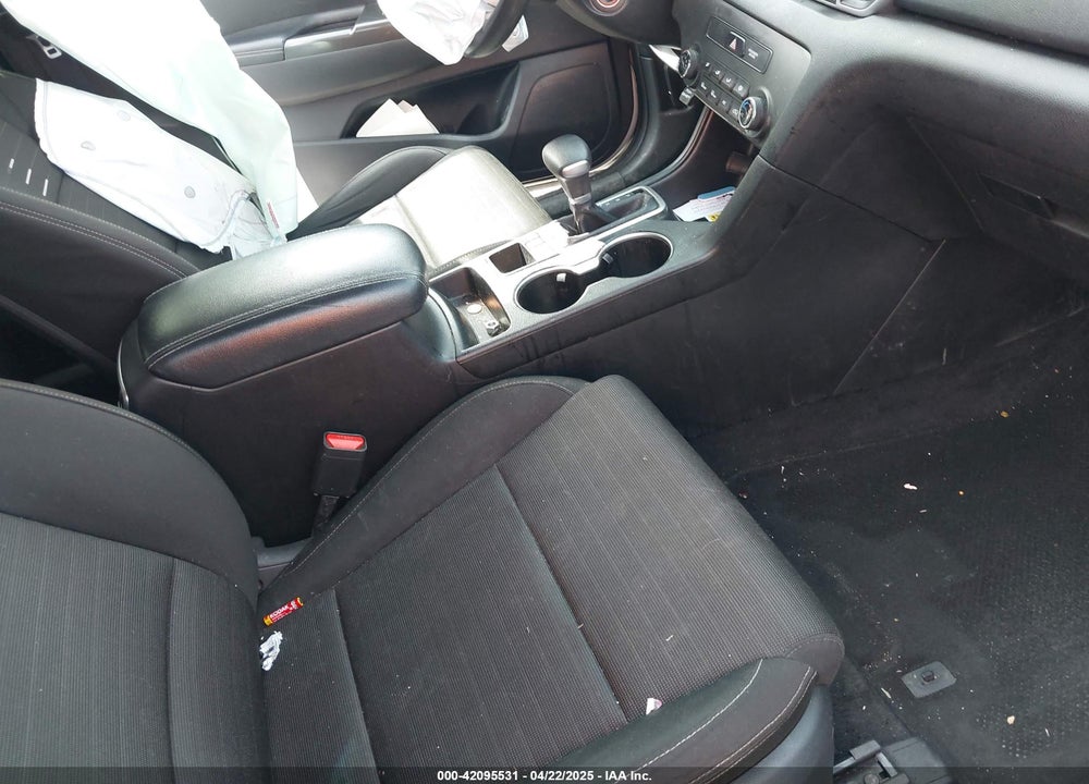 2018 KIA SPORTAGE VIN: KNDPM3AC4J7443984
