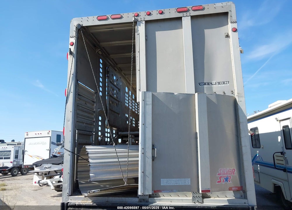 2010 WILSON TRAILER CO LIVESTOCK TRAILER VIN: 1W1UCSWJXAD538869