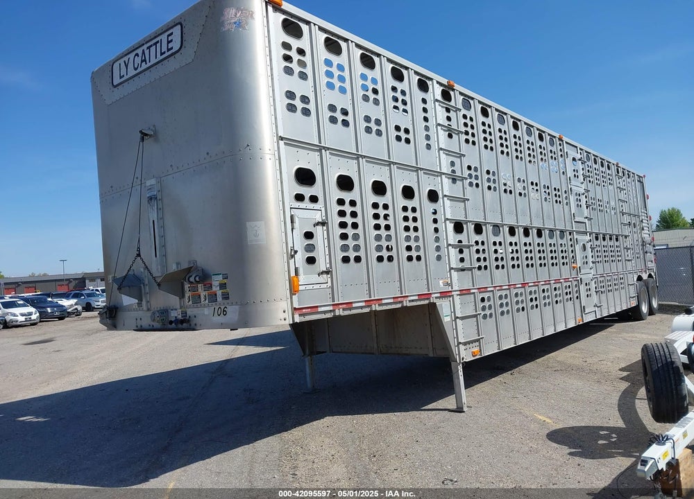 2010 WILSON TRAILER CO LIVESTOCK TRAILER VIN: 1W1UCSWJXAD538869