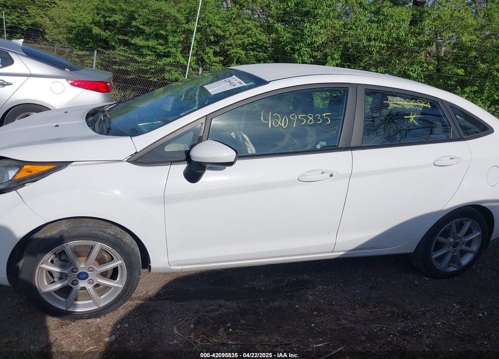 2019 FORD FIESTA SE VIN: 3FADP4BJ9KM136689