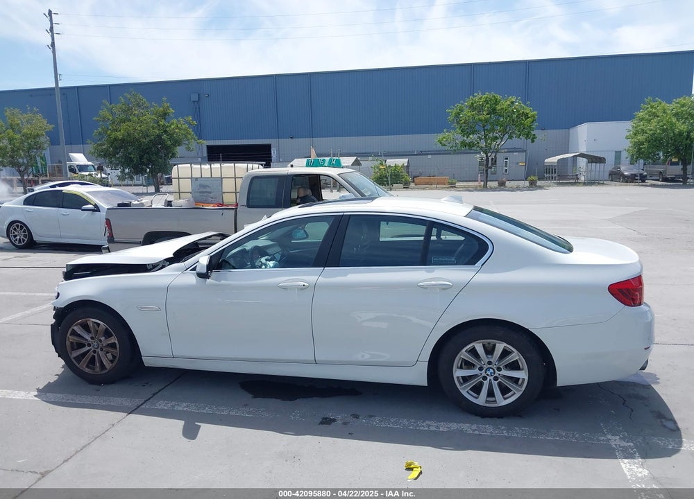 2016 BMW 5 SERIES VIN: WBA5A5C55GD526616