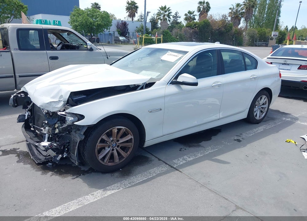 2016 BMW 5 SERIES VIN: WBA5A5C55GD526616
