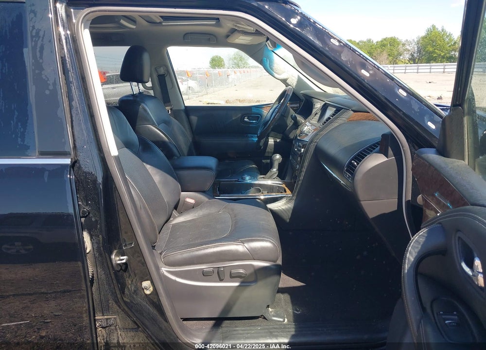 2017 INFINITI QX80 VIN: JN8AZ2NE2H9158779