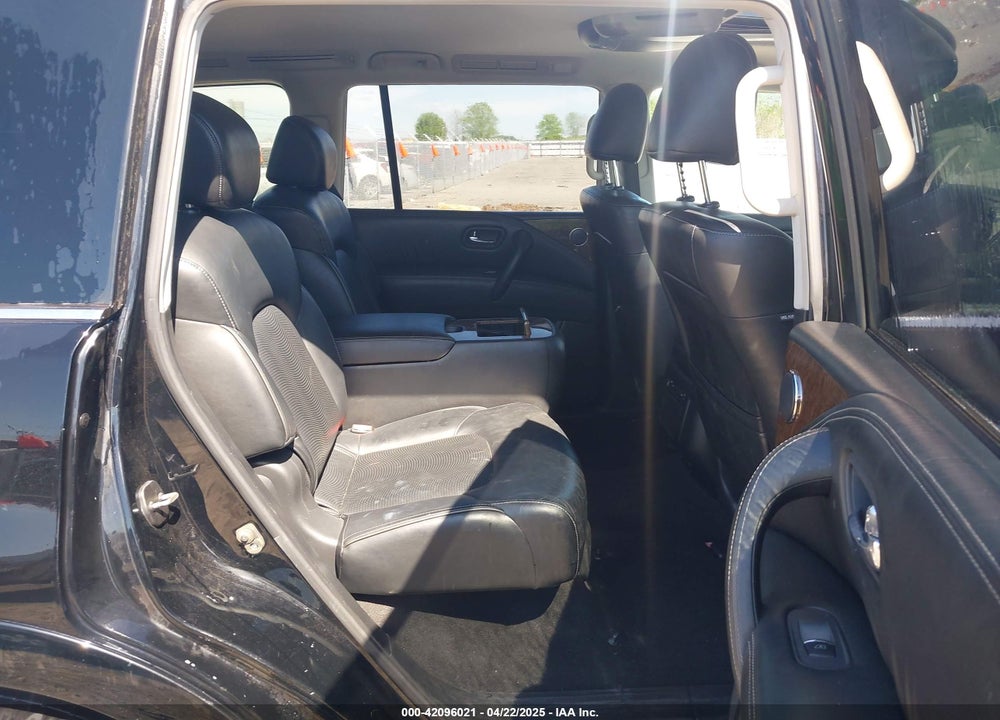 2017 INFINITI QX80 VIN: JN8AZ2NE2H9158779