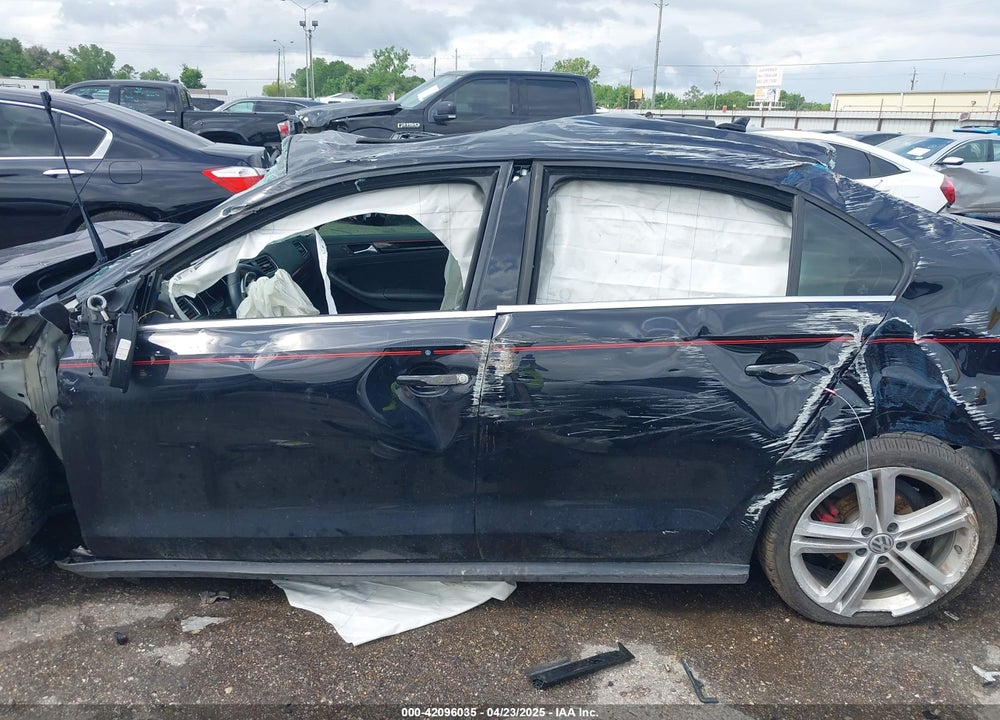 2017 VOLKSWAGEN JETTA GLI VIN: 3VW4T7AJ5HM338718