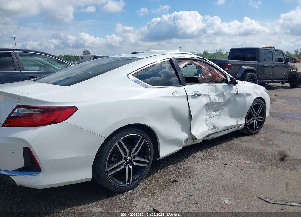 2016 HONDA ACCORD VIN: 1HGCT2B08GA004719