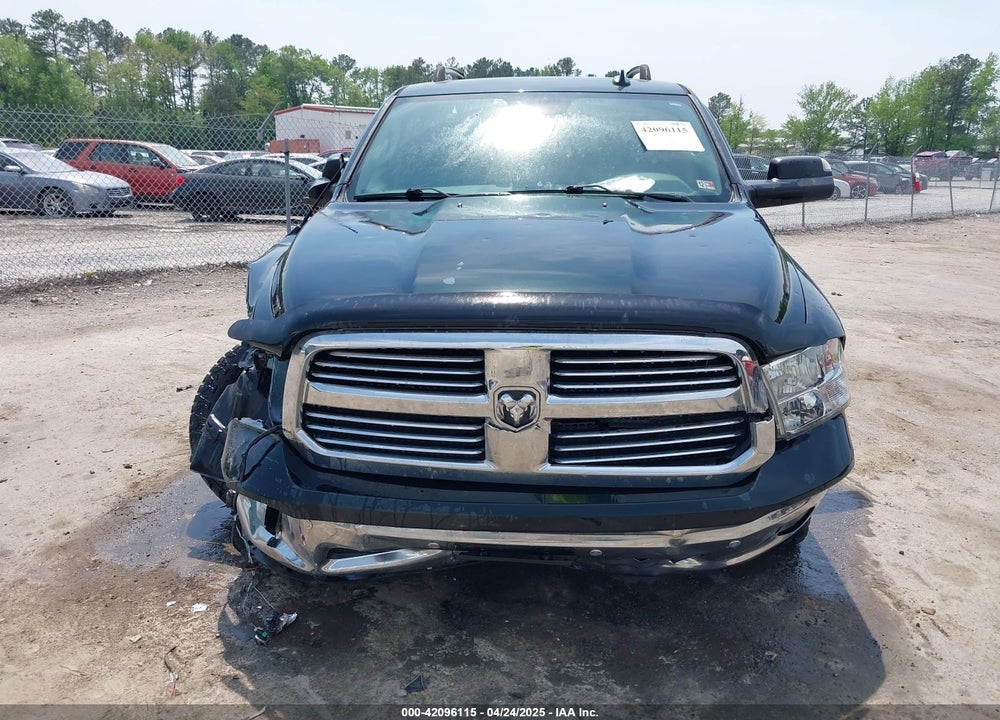 2016 RAM 1500 VIN: 3C6RR7LT7GG194387