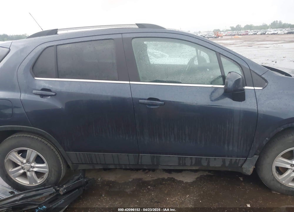 2018 CHEVROLET TRAX VIN: 3GNCJLSB8JL187056