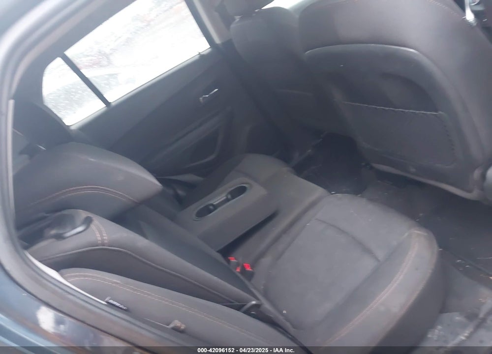 2018 CHEVROLET TRAX VIN: 3GNCJLSB8JL187056