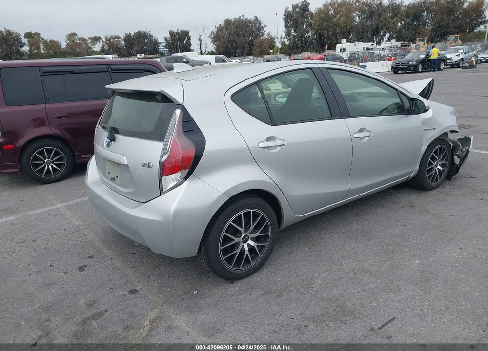 2015 TOYOTA PRIUS C ONE VIN: JTDKDTB39F1090659