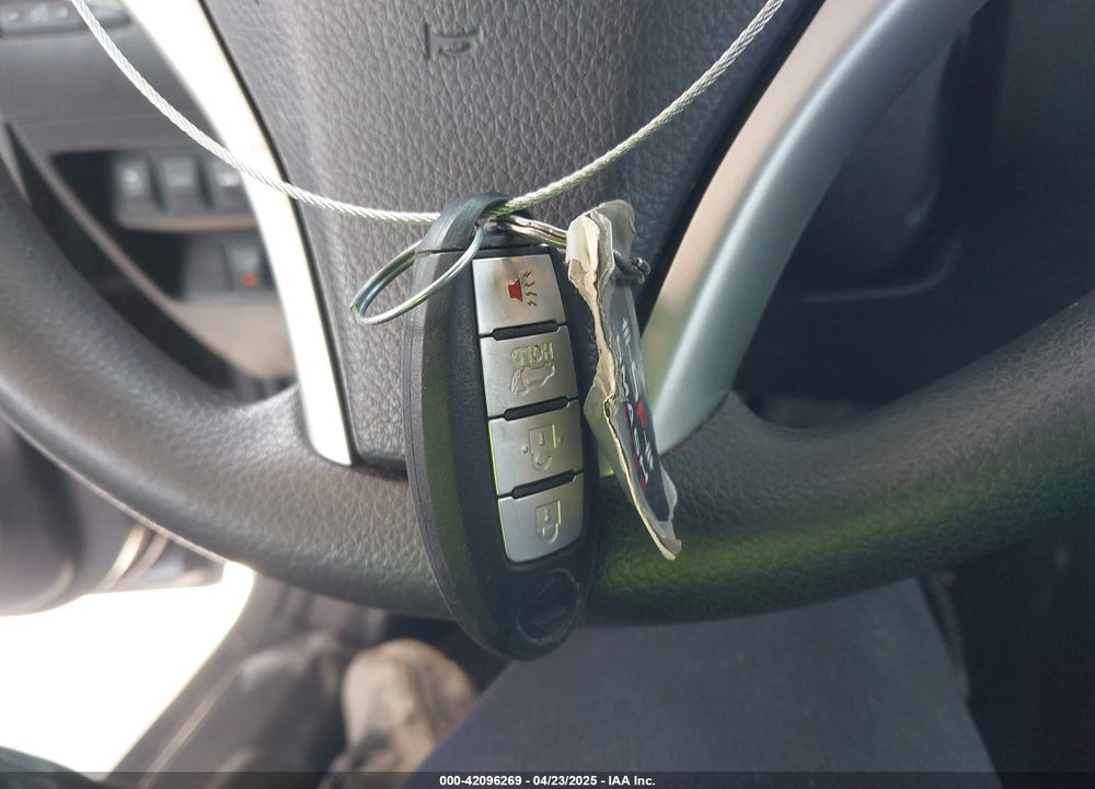 2014 NISSAN ROGUE VIN: 5N1AT2MT5EC804100