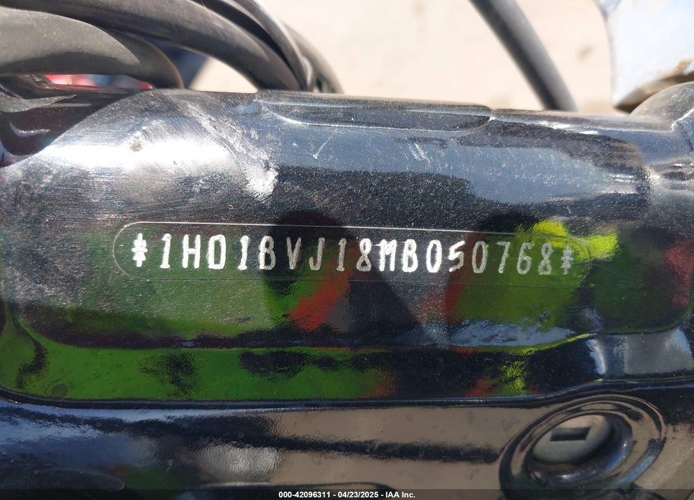 2021 HARLEY-DAVIDSON FXST VIN: 1HD1BVJ18MB050768