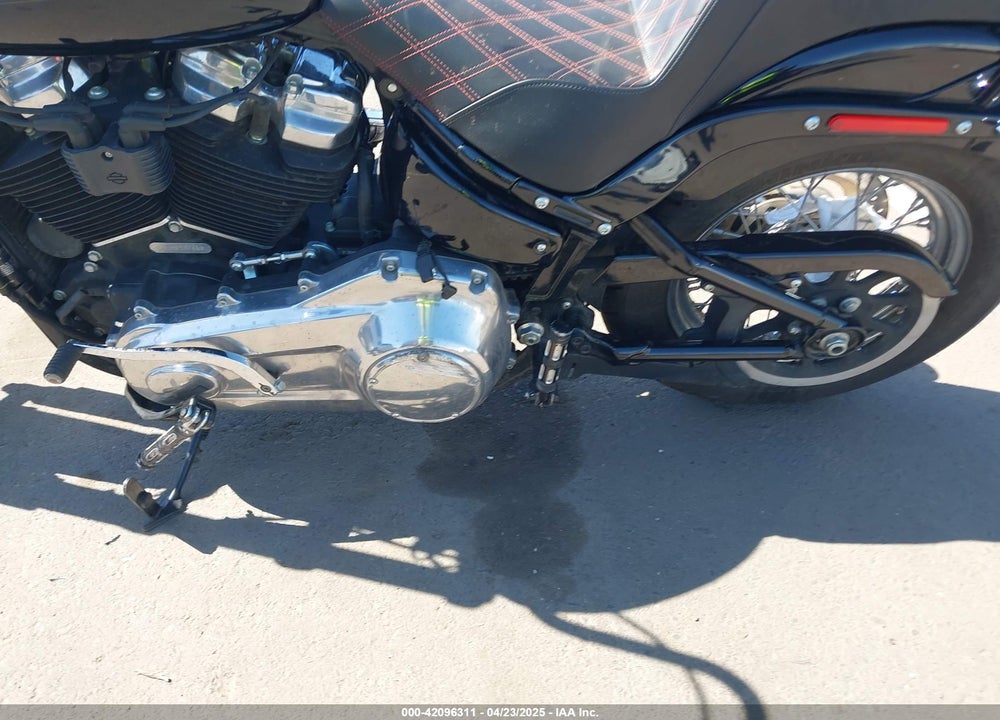 2021 HARLEY-DAVIDSON FXST VIN: 1HD1BVJ18MB050768