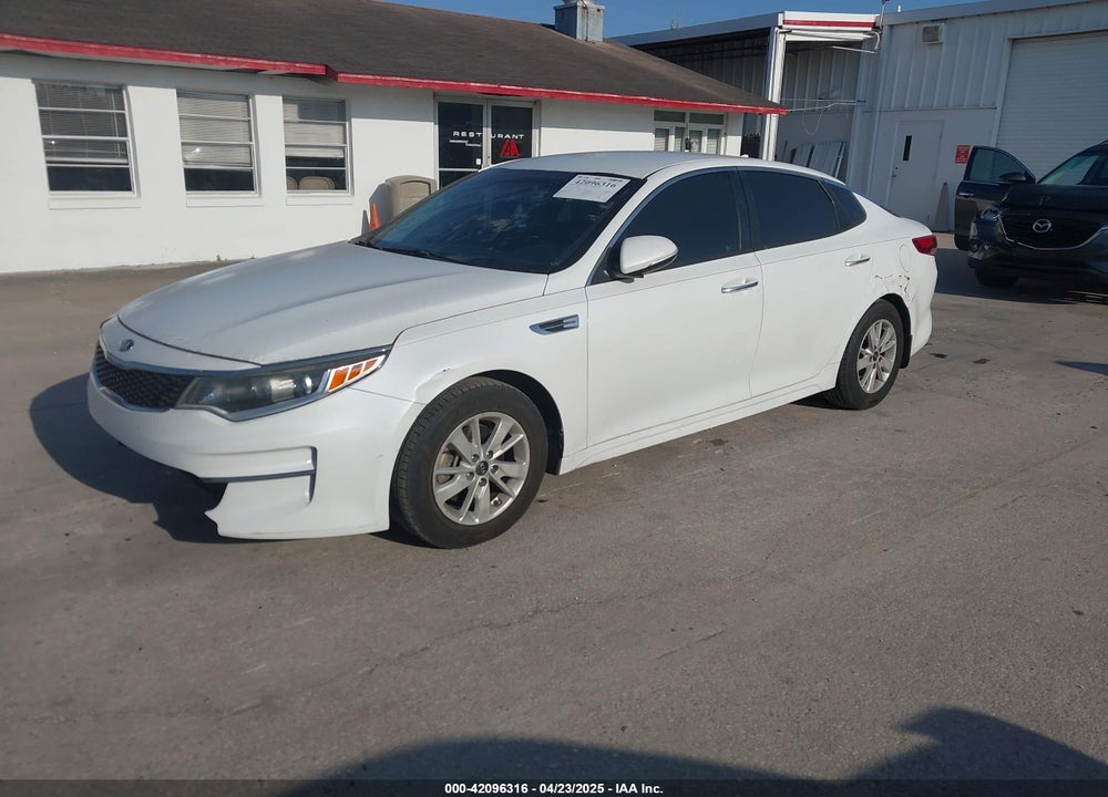 2017 KIA OPTIMA LX VIN: 5XXGT4L3XHG128484
