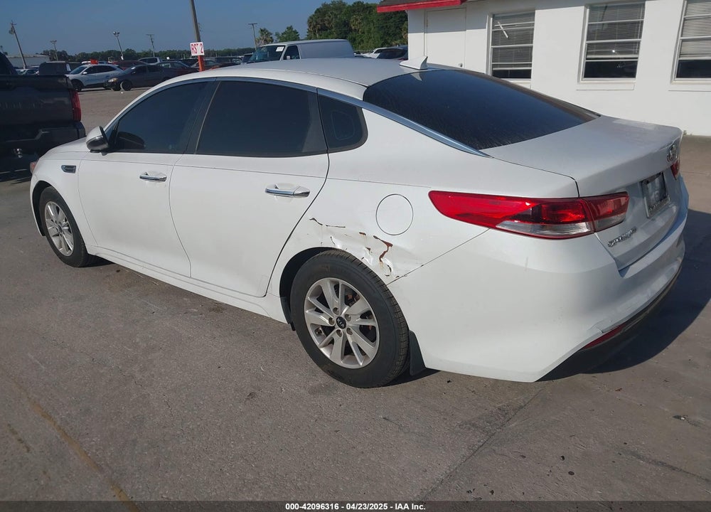 2017 KIA OPTIMA LX VIN: 5XXGT4L3XHG128484